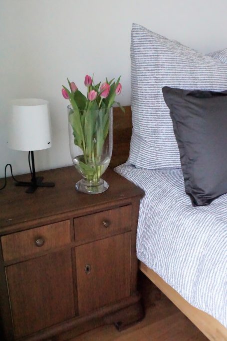 Zimmer eins